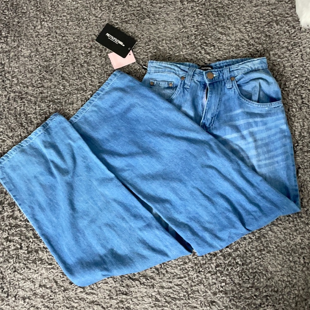 Jean - Picture 2 of 3